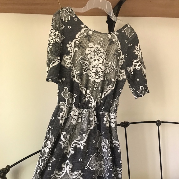 Asos black and grey lace midi dress - Picture 3 of 4